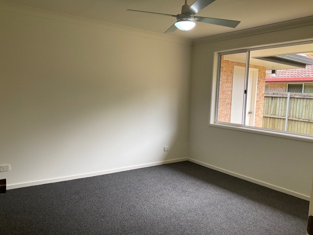 2/4 Sunbird Crescent BOAMBEE EAST 7