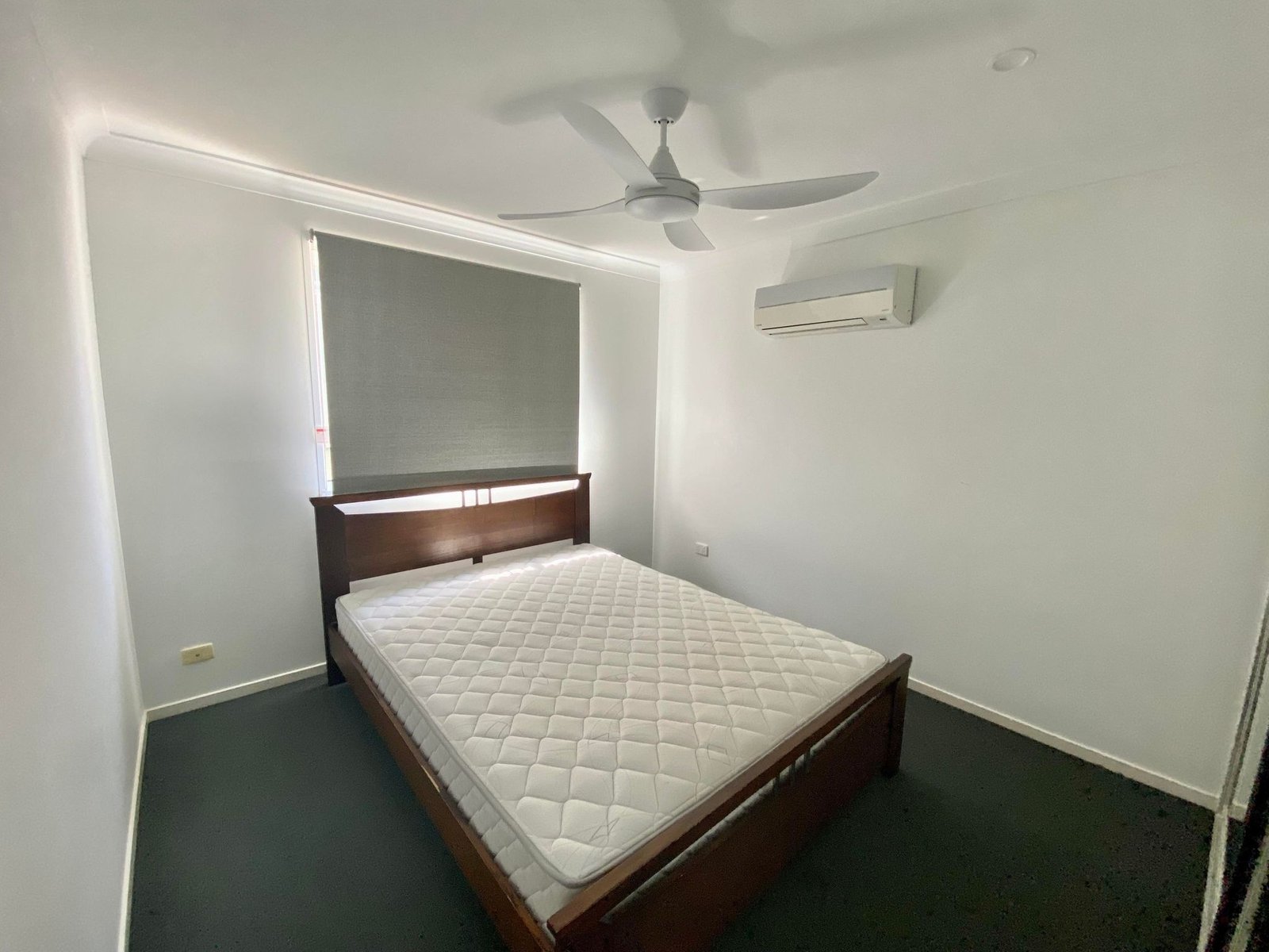 24 Sundowner  CLINTON 10