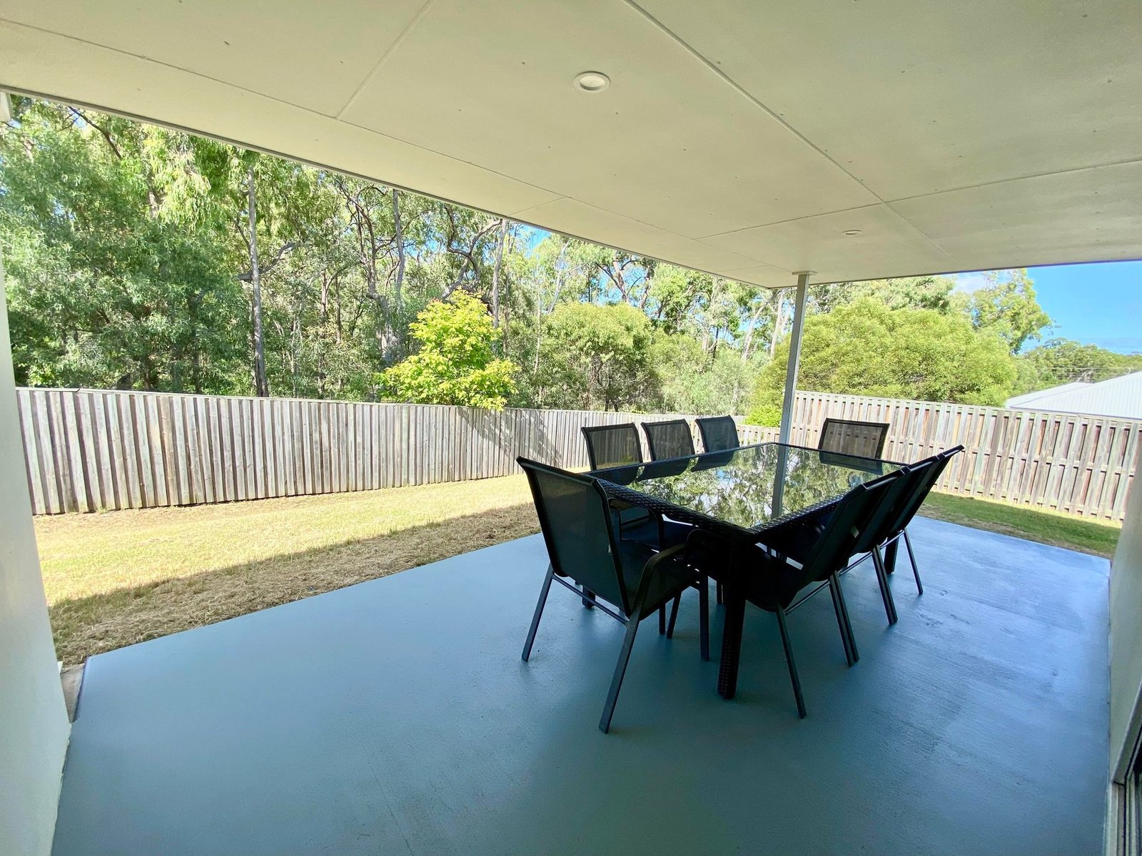 24 Sundowner  CLINTON 15