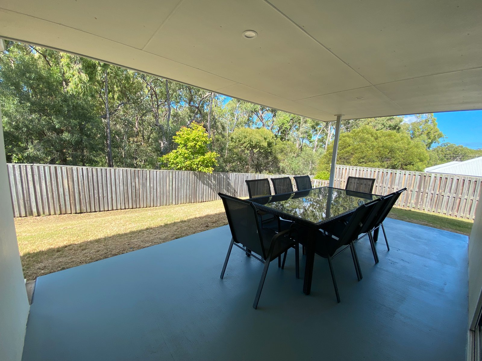 24 Sundowner Road CLINTON 16