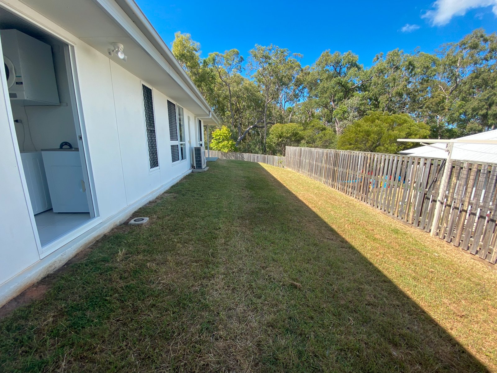 24 Sundowner Road CLINTON 17