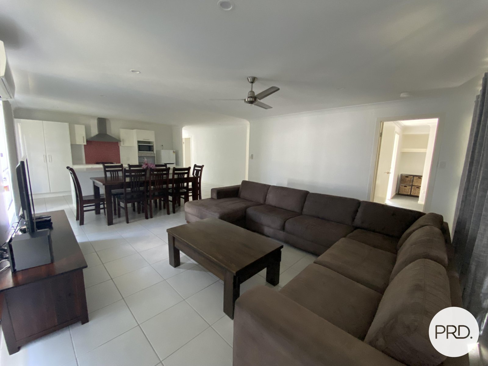 24 Sundowner Road CLINTON 9