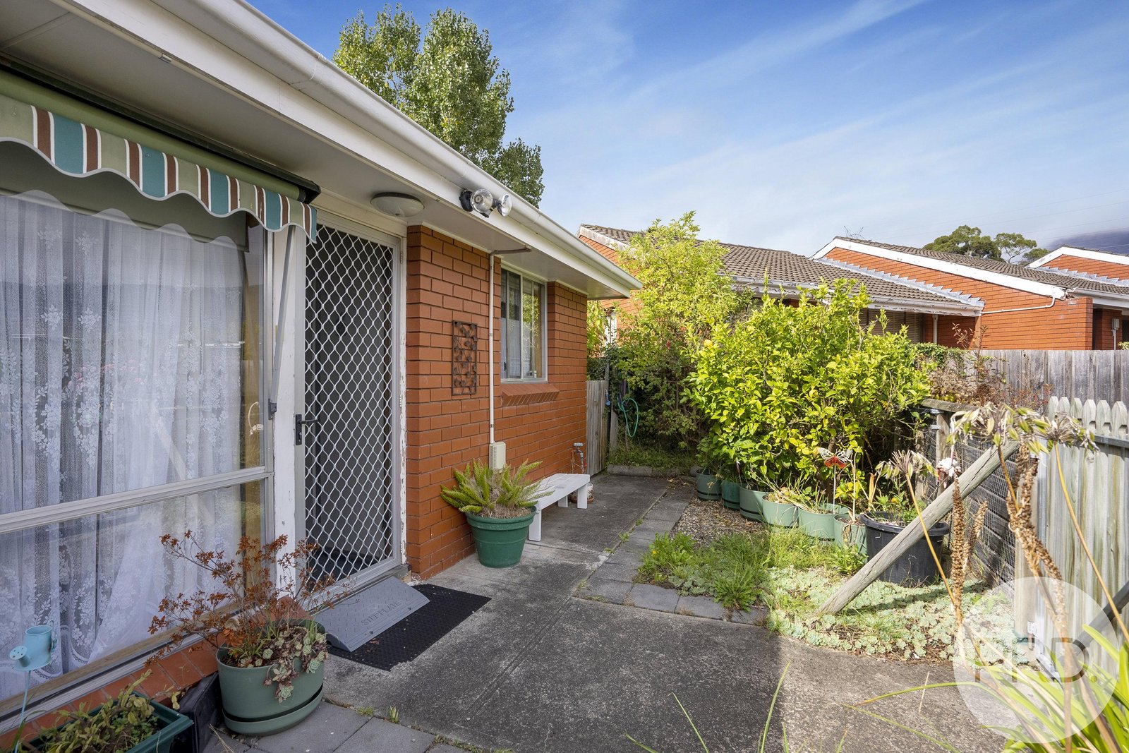 2/4 Sunlea Place GLENORCHY 16
