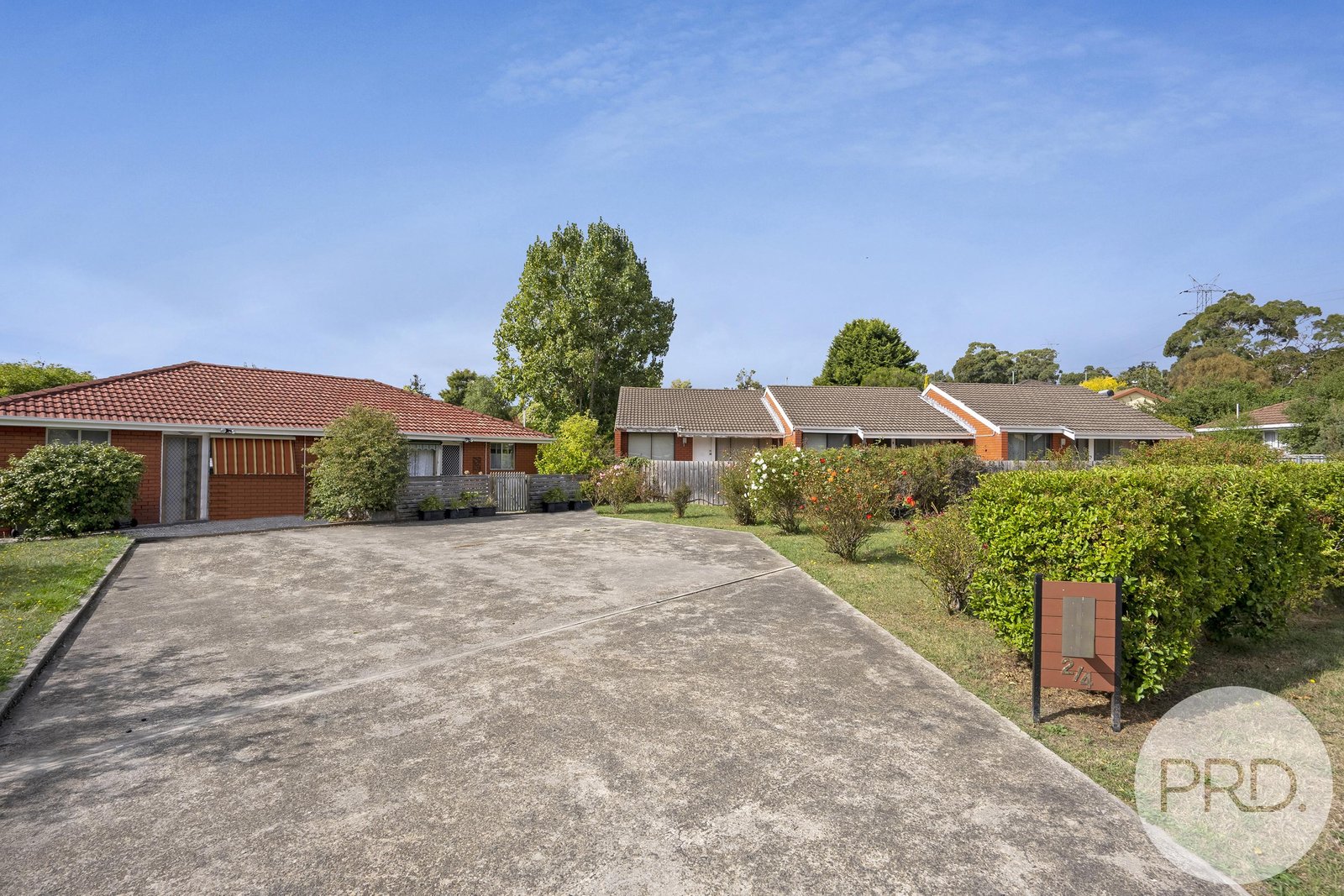 2/4 Sunlea Place GLENORCHY 17