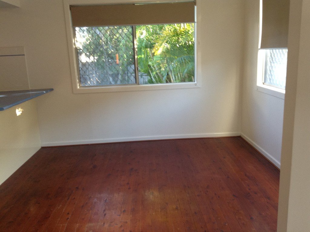 24 Tahiti Avenue PALM BEACH 7