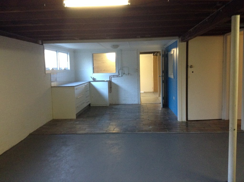 24 Tahiti Avenue PALM BEACH 24