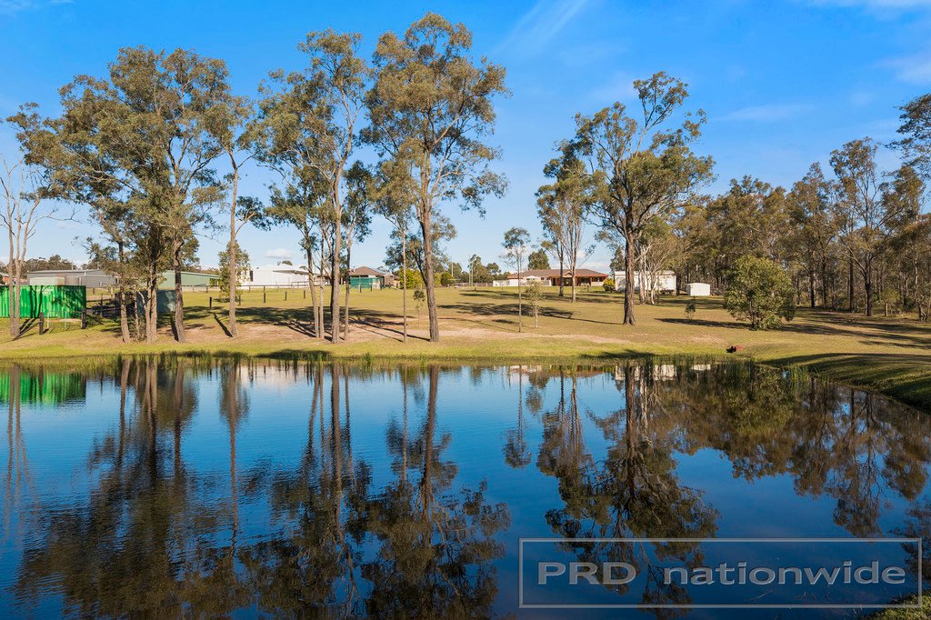 24 Tamburlaine Court BRANXTON 2