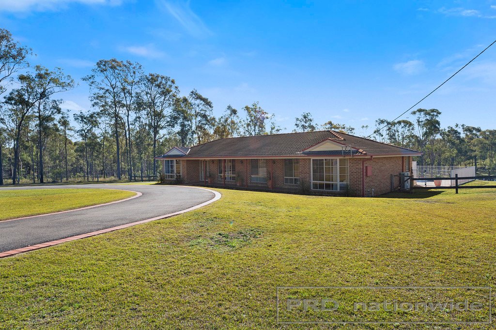 24 Tamburlaine Court BRANXTON 26