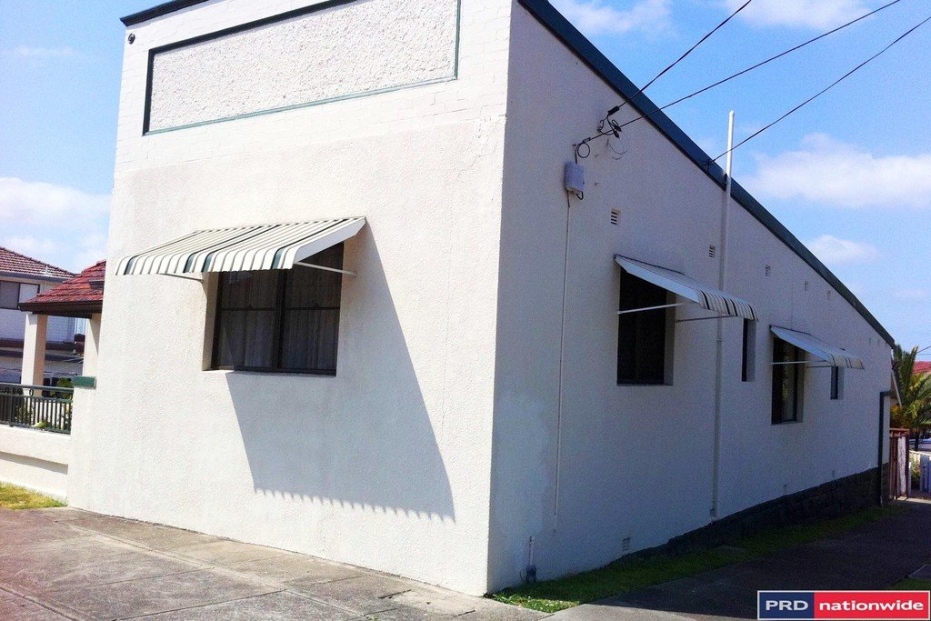 2/4 Tanner Avenue CARLTON 1