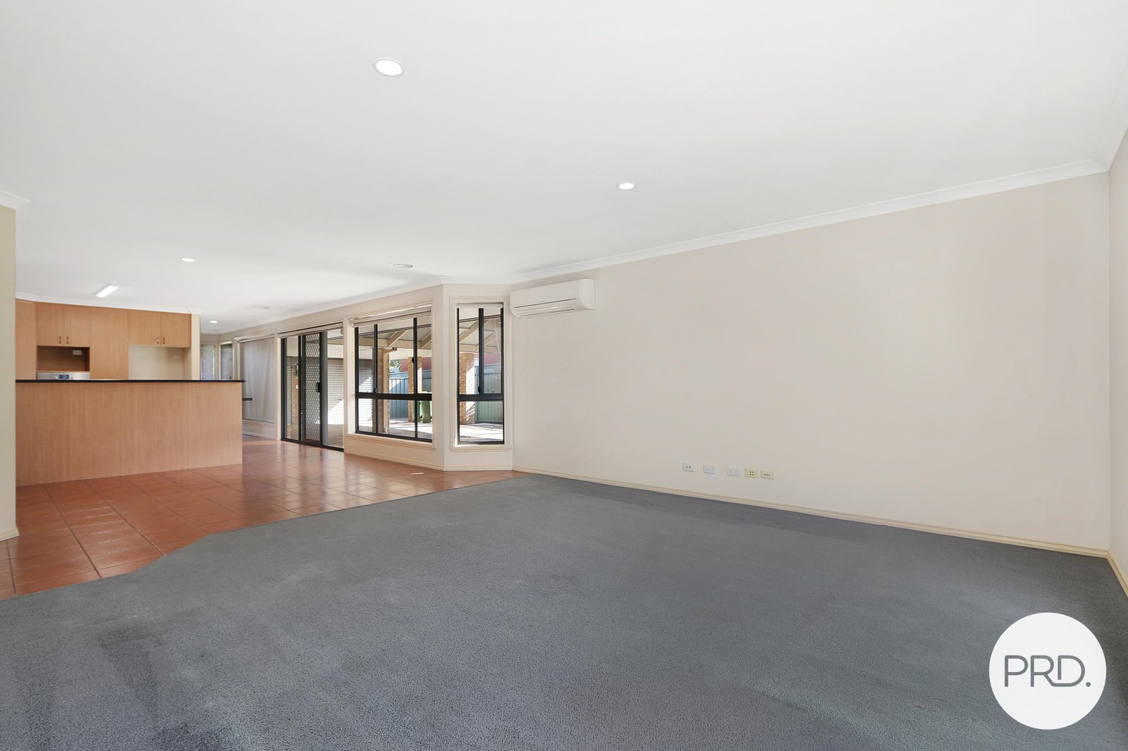 24 Telopea Street THURGOONA 4