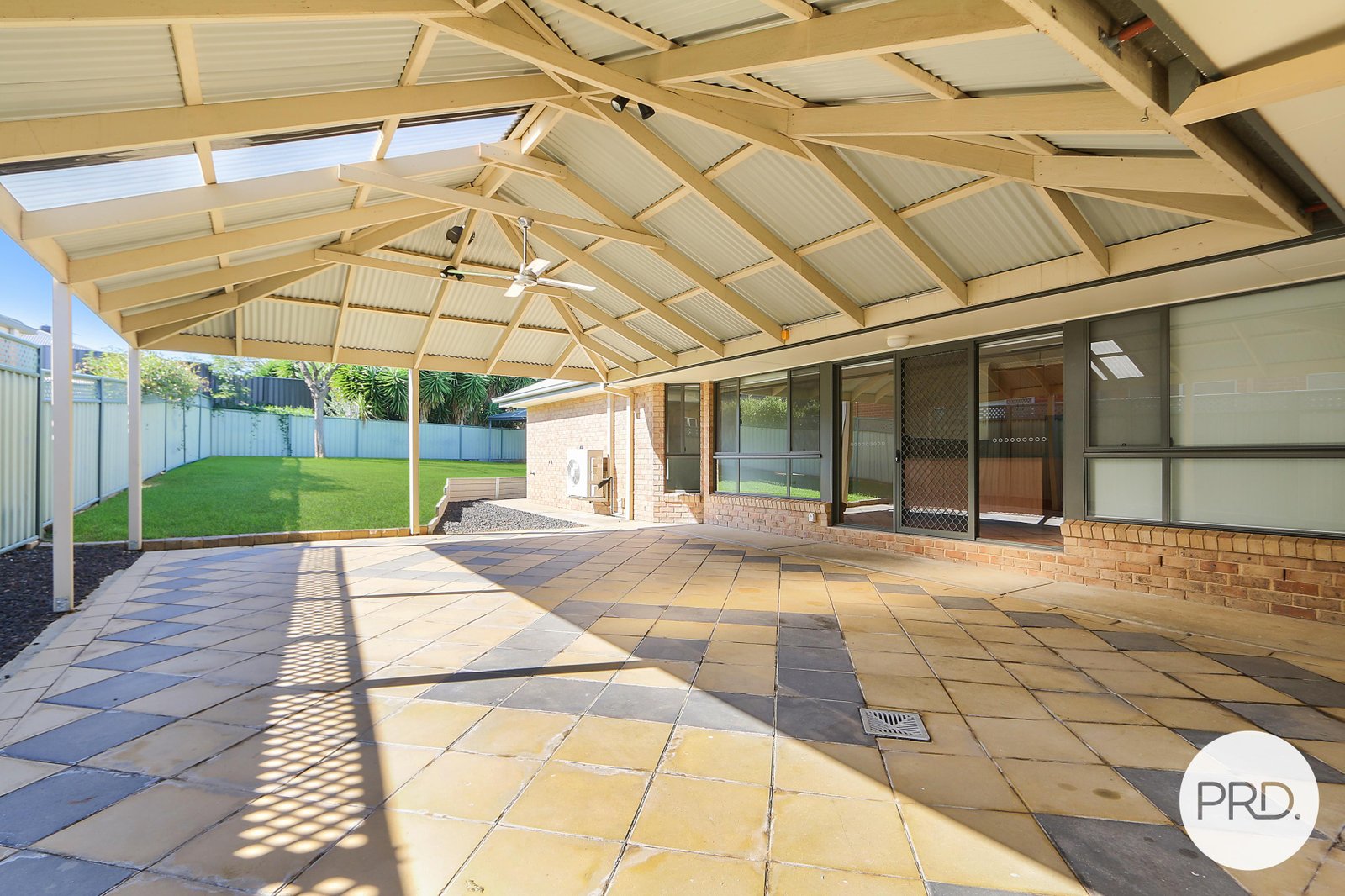 24 Telopea Street THURGOONA 9