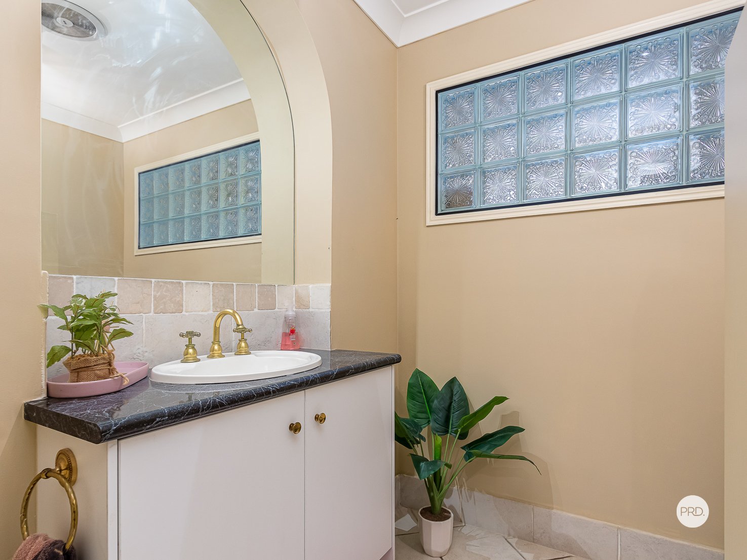 24 THE RAMPART  REDLAND BAY 29