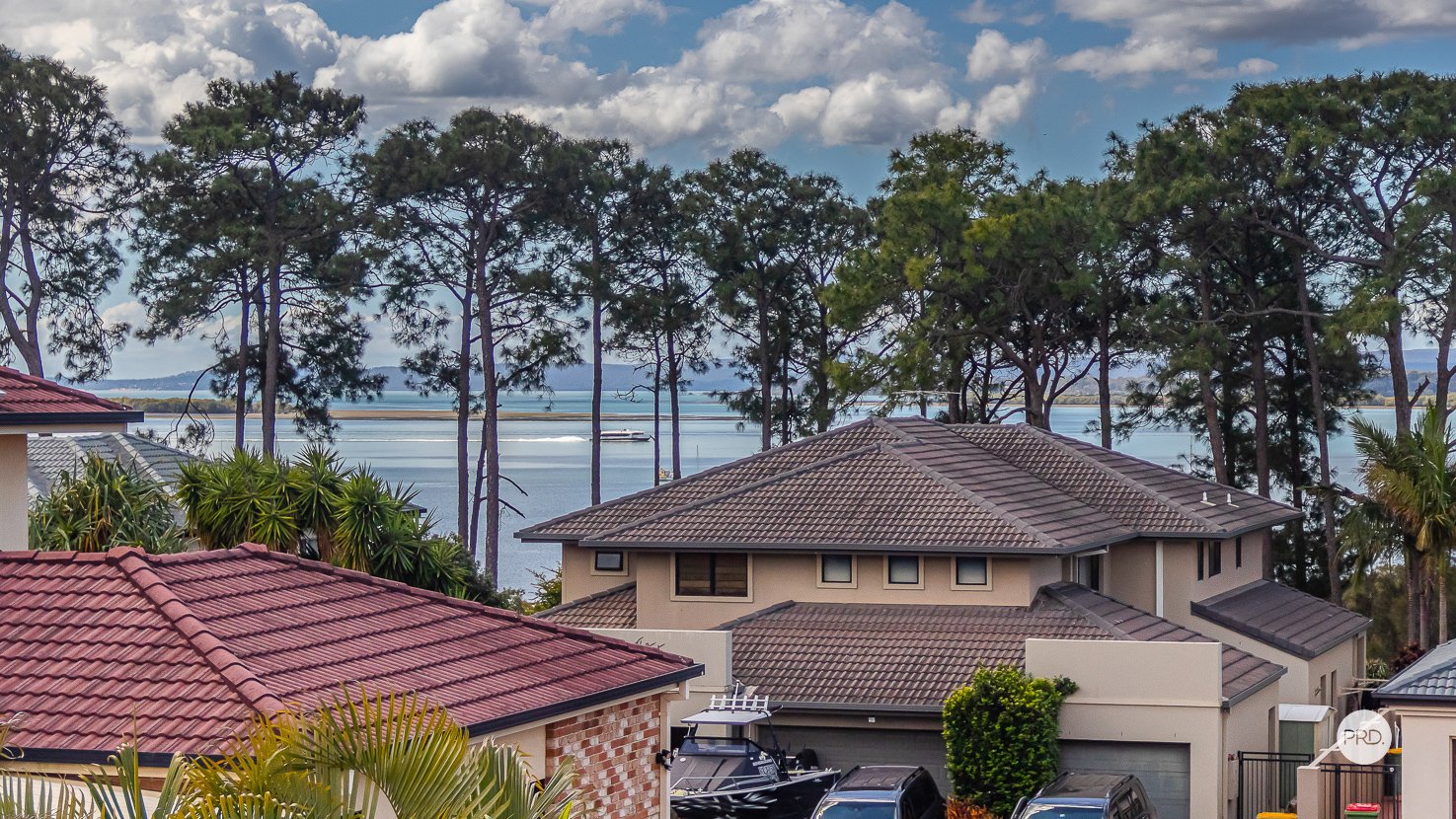 24 THE RAMPART  REDLAND BAY 32