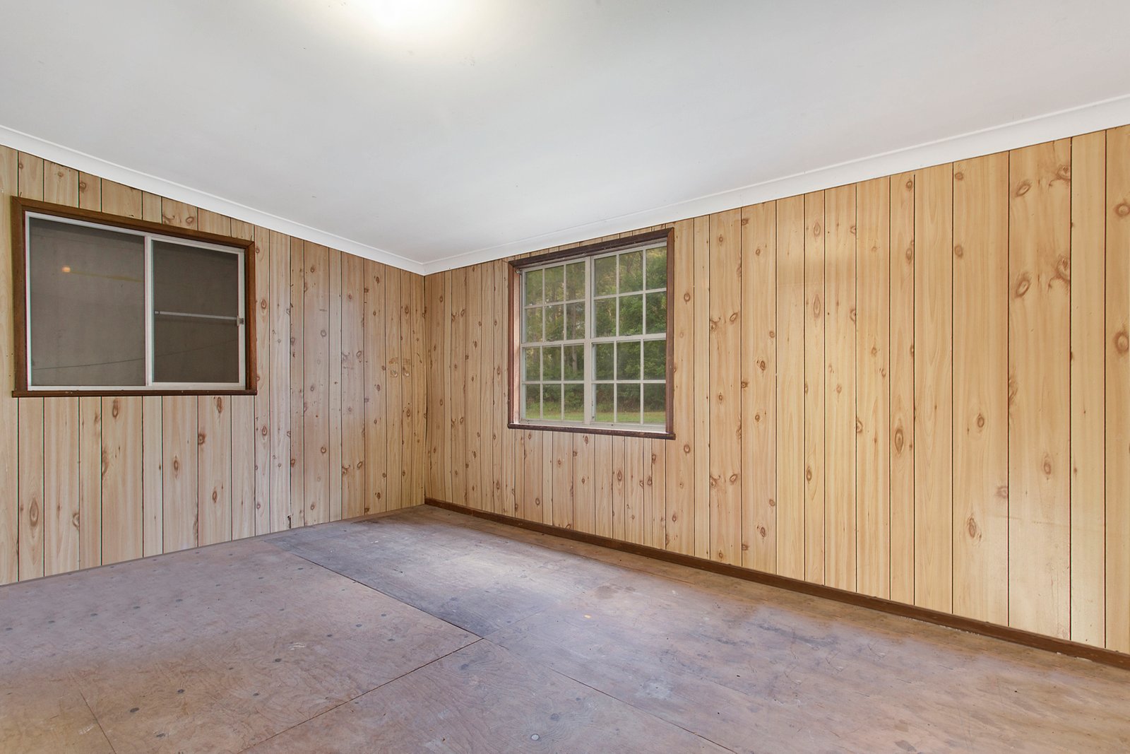 24 Thomas Street JOHNS RIVER NSW 2443