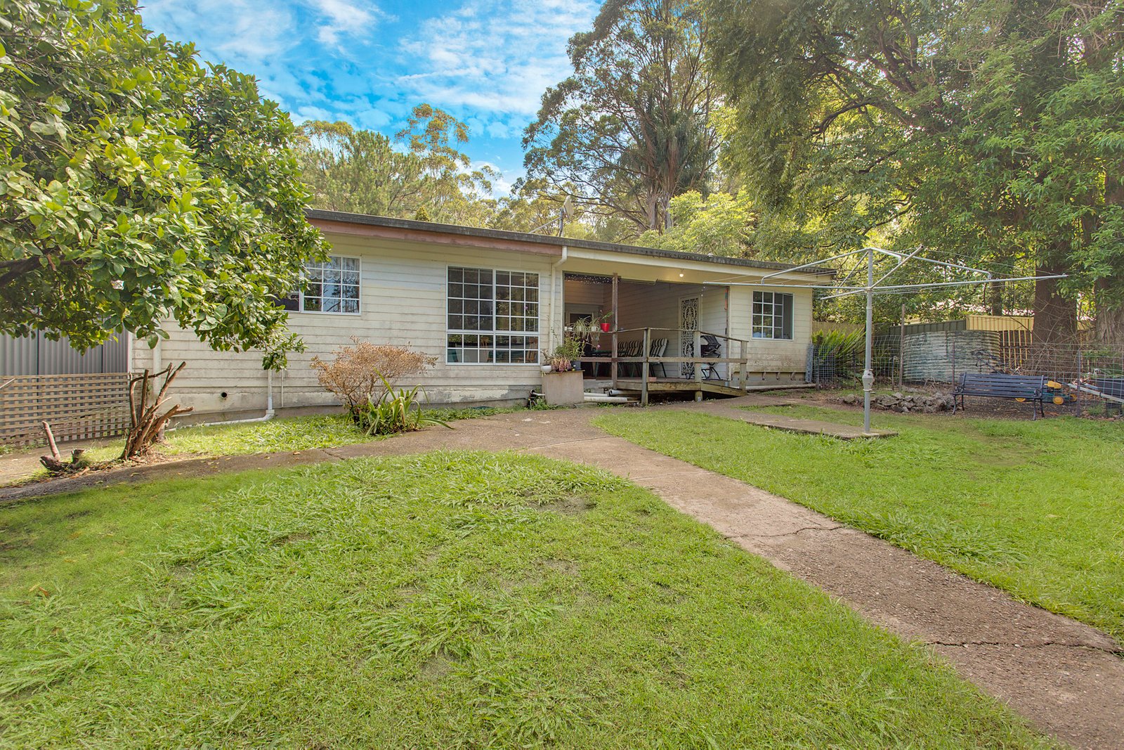 24 Thomas Street JOHNS RIVER 15