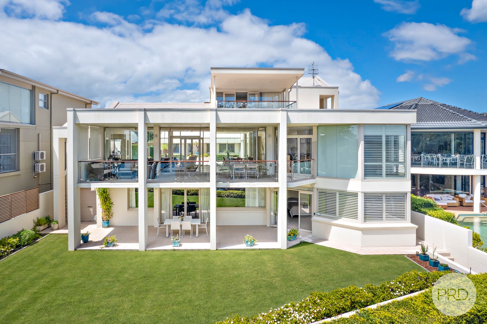 24 Thurlow Avenue NELSON BAY 2