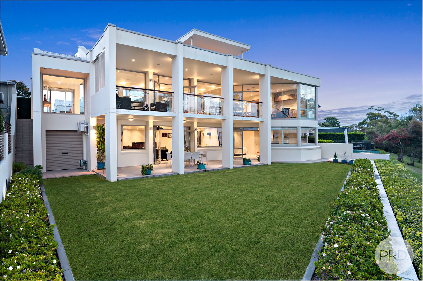 24 Thurlow Avenue NELSON BAY 15