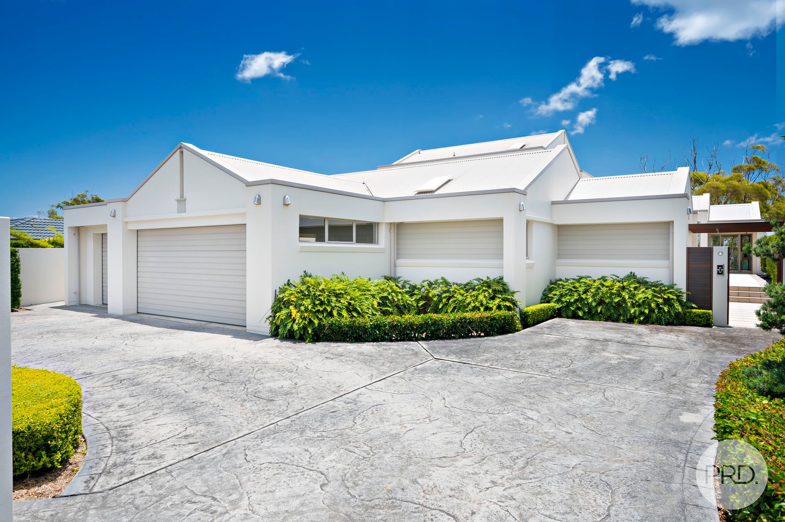 24 Thurlow Avenue NELSON BAY 16