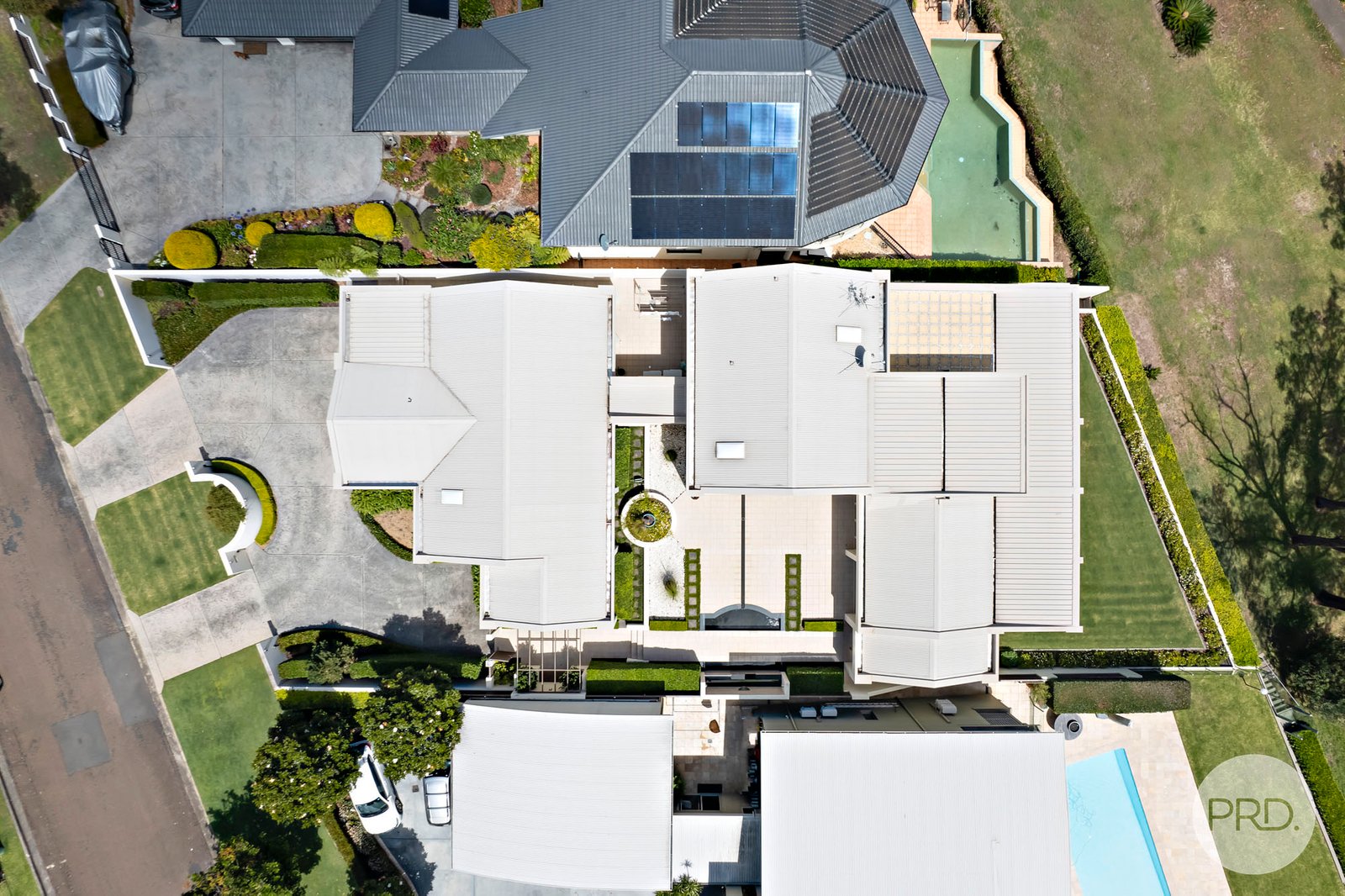 24 Thurlow Avenue NELSON BAY 17