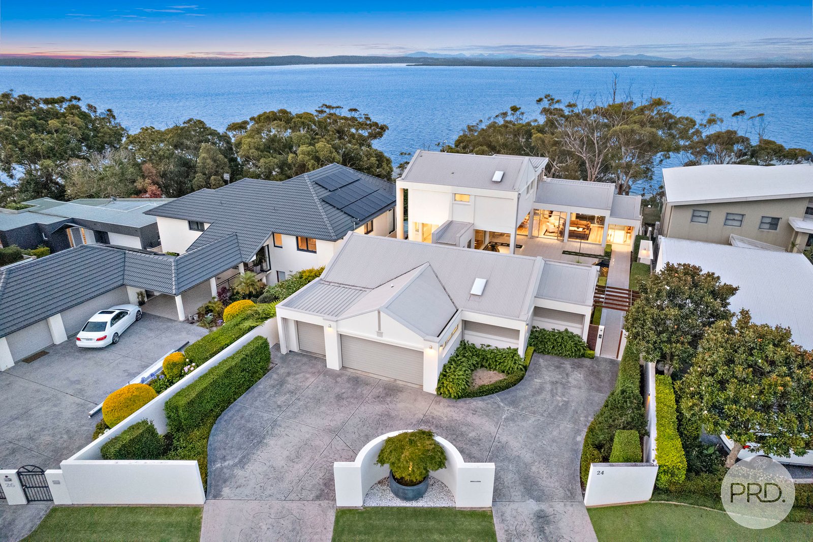 24 Thurlow Avenue NELSON BAY 18