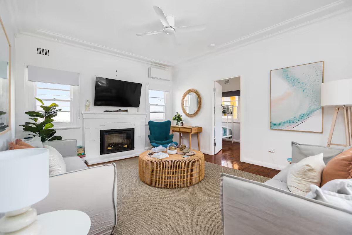 24 Tomaree Road SHOAL BAY 3