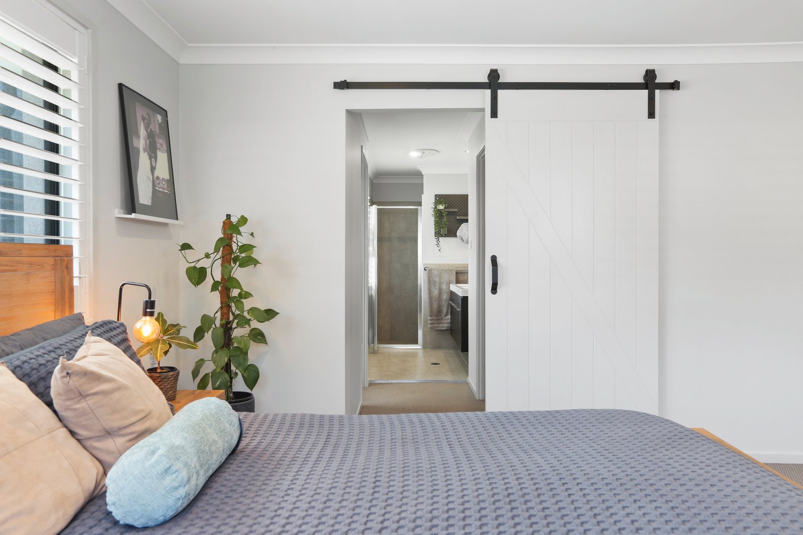 24 Tomerong Street TULLIMBAR 10