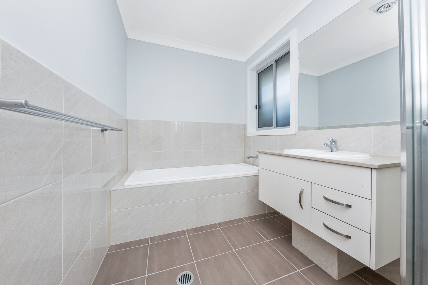 24 Triller Street ABERGLASSLYN 12