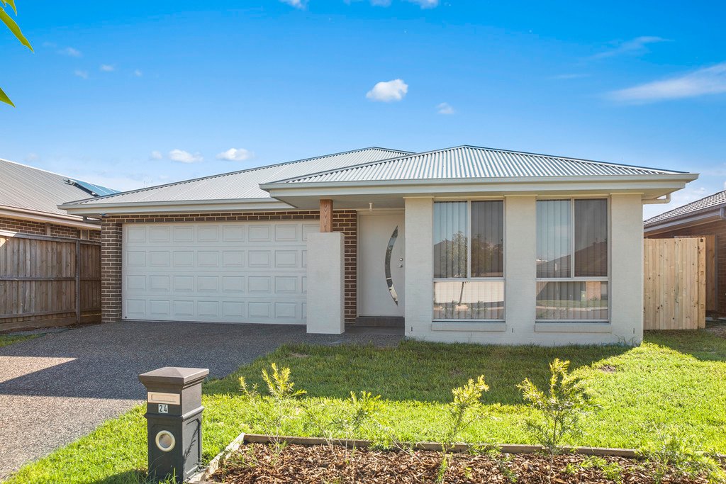 24 Triller Street ABERGLASSLYN 1