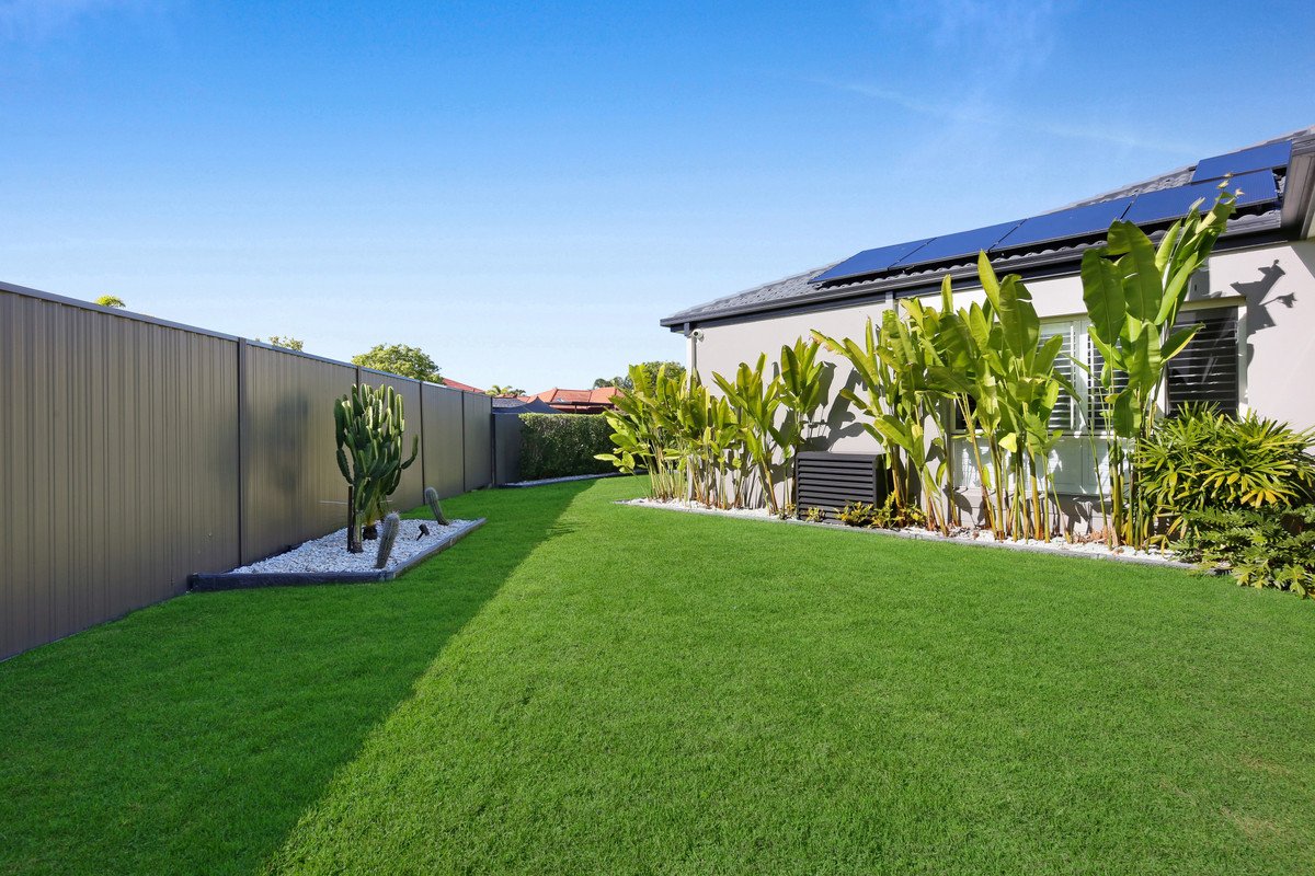 24 Tropicana Circuit Burleigh Waters 15