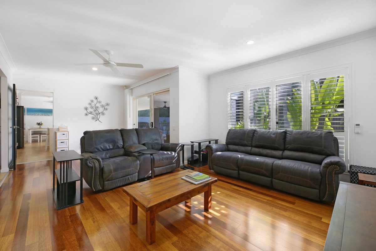 24 Tropicana Circuit Burleigh Waters 17