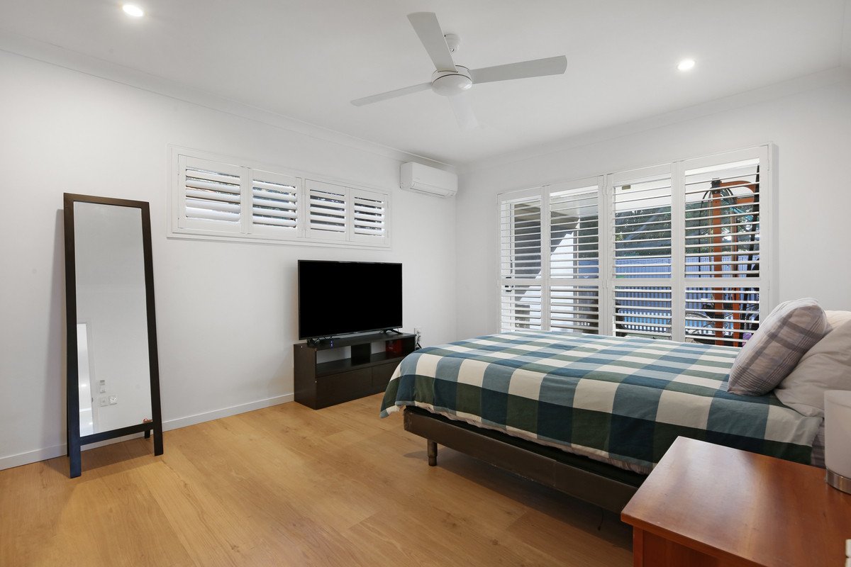 24 Tropicana Circuit Burleigh Waters 24