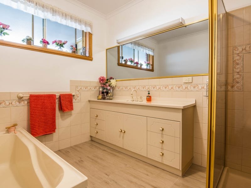 24 Trudgen Street SHEPPARTON 12