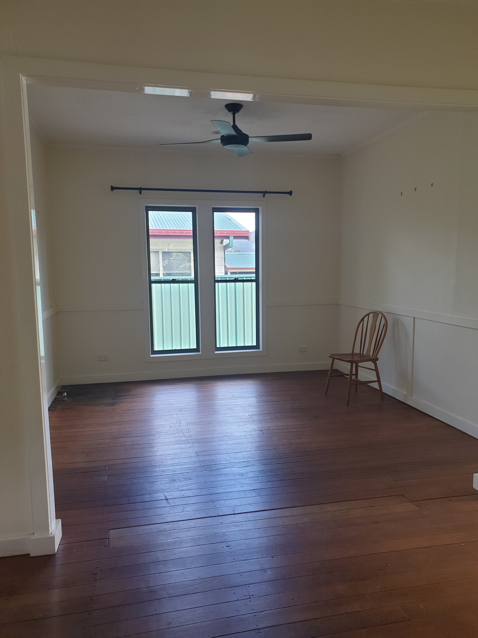 24 Tumut Street TUMUT 3