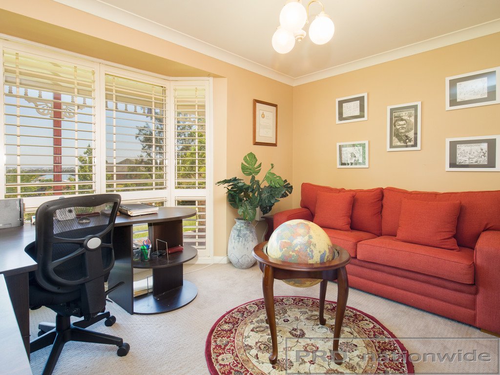 24 Turnbull Drive EAST MAITLAND 12