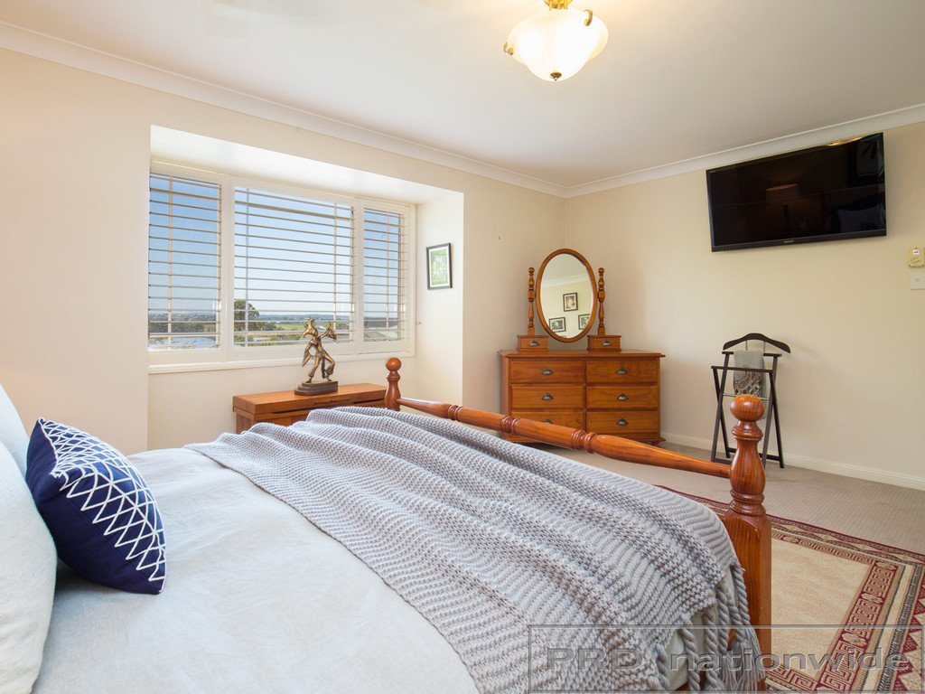 24 Turnbull Drive EAST MAITLAND 16