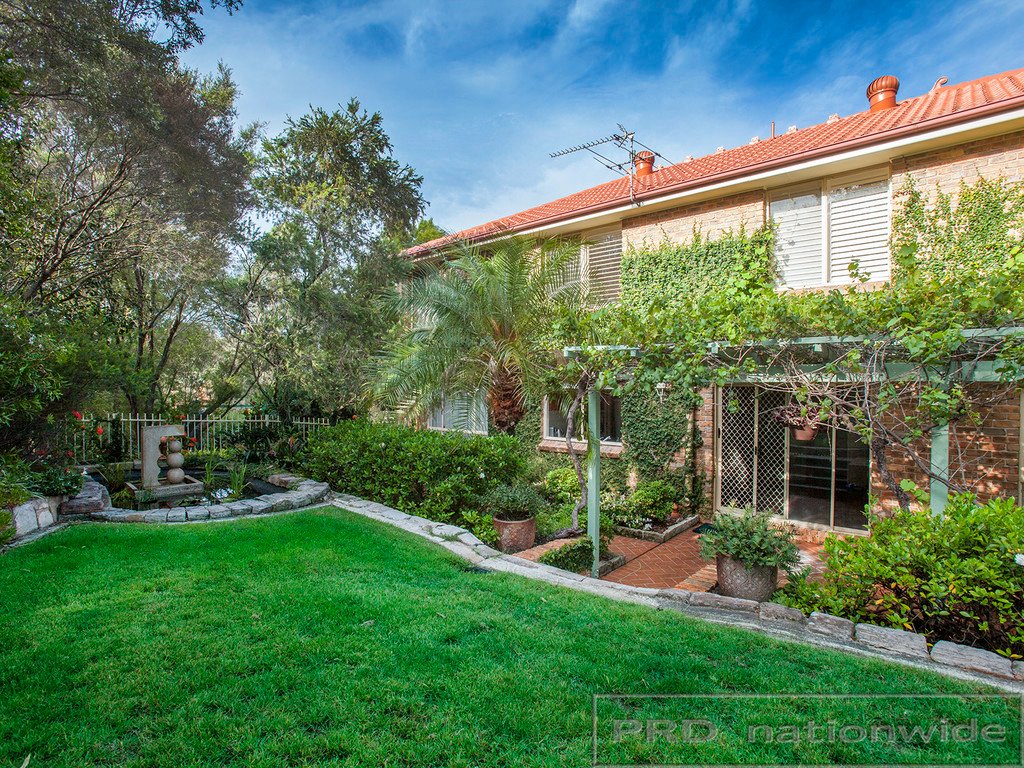 24 Turnbull Drive EAST MAITLAND 23