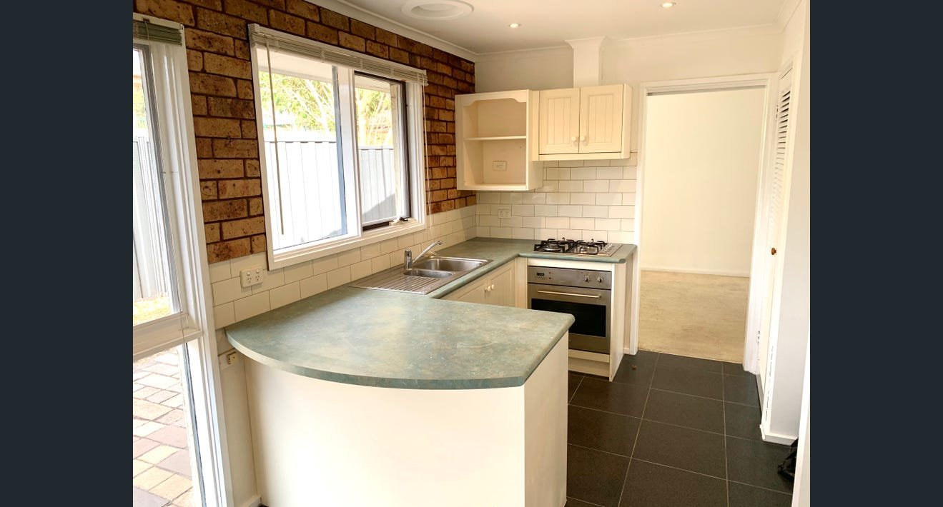 Gallery: 2/4 Vermay Avenue