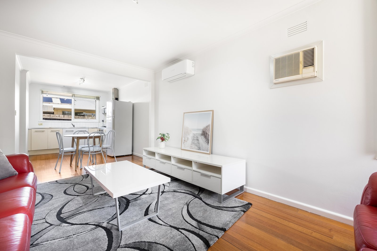 Gallery: 2/4 Vision Street