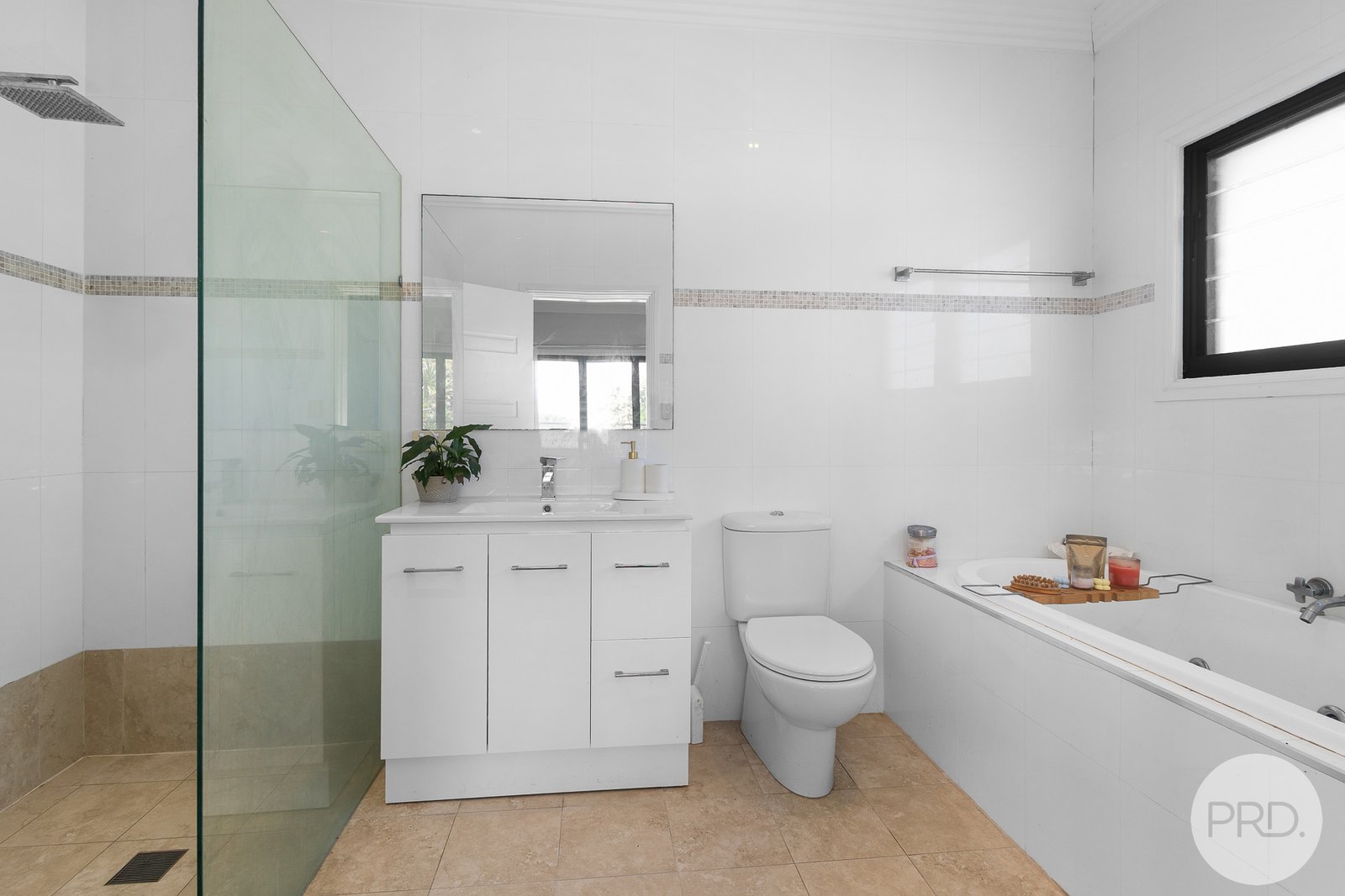 24 Vista Avenue SOLDIERS POINT 17