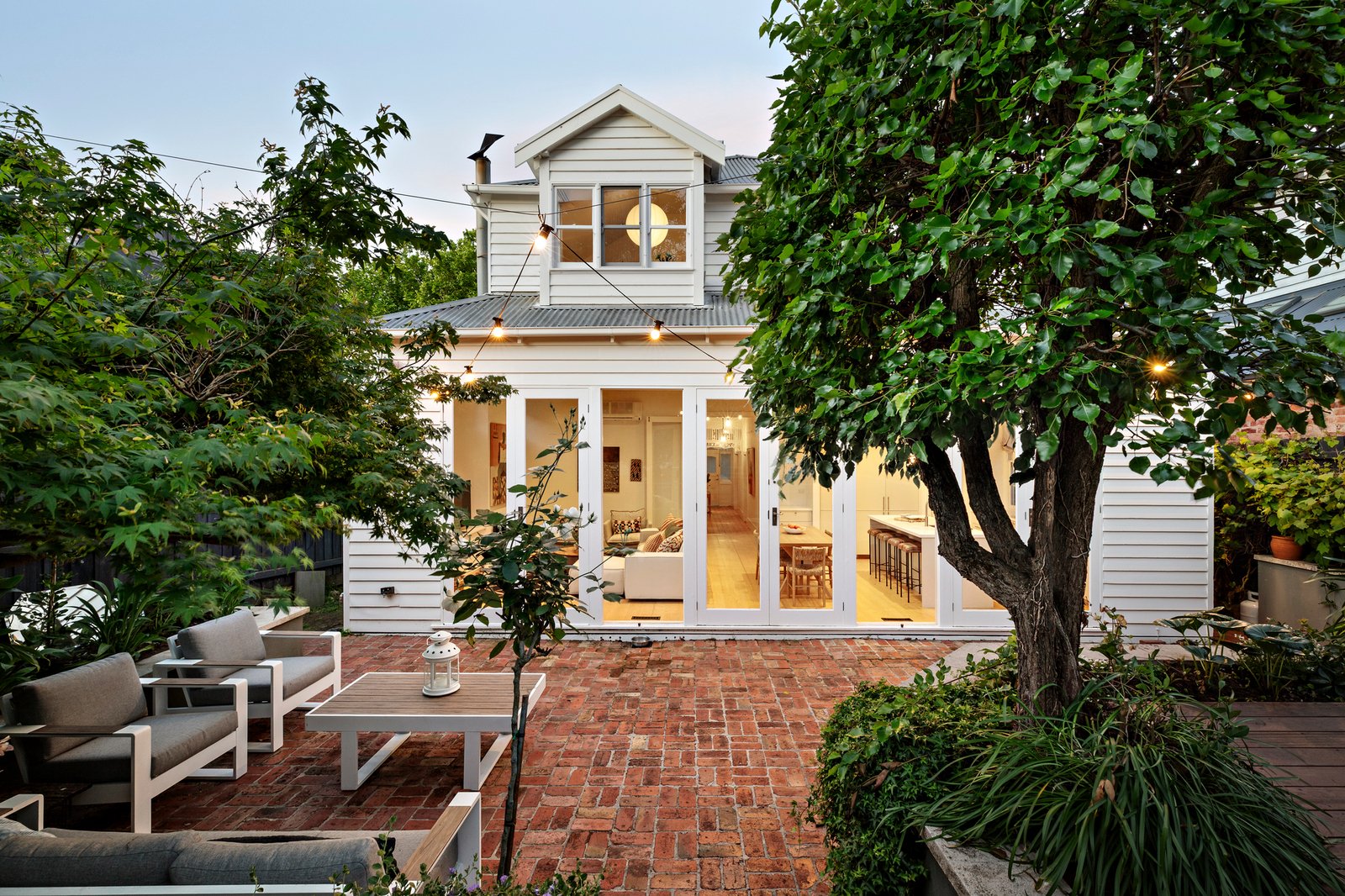 24 Viva Street, Glen Iris, 3146