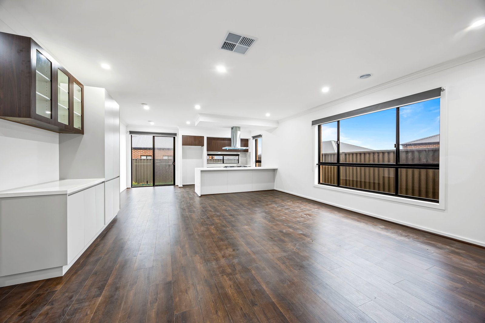 Gallery: 24 Volt Street