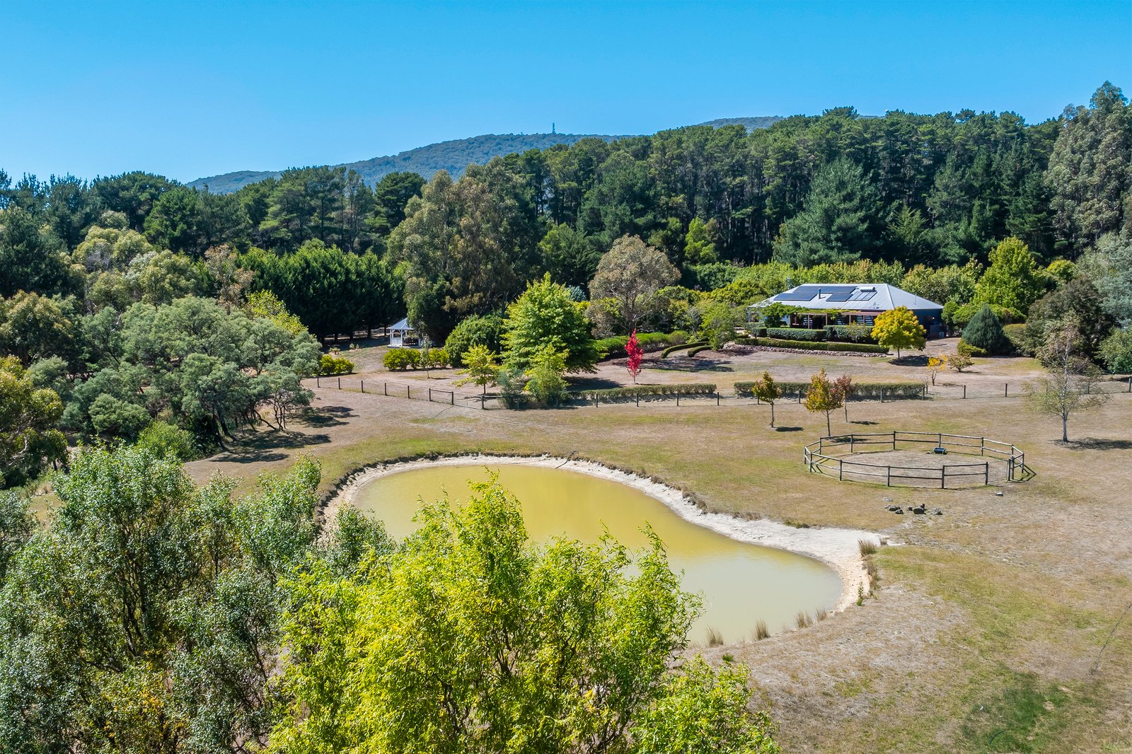 Real Estate and Property in 24 Walkers Road, Woodend, VIC