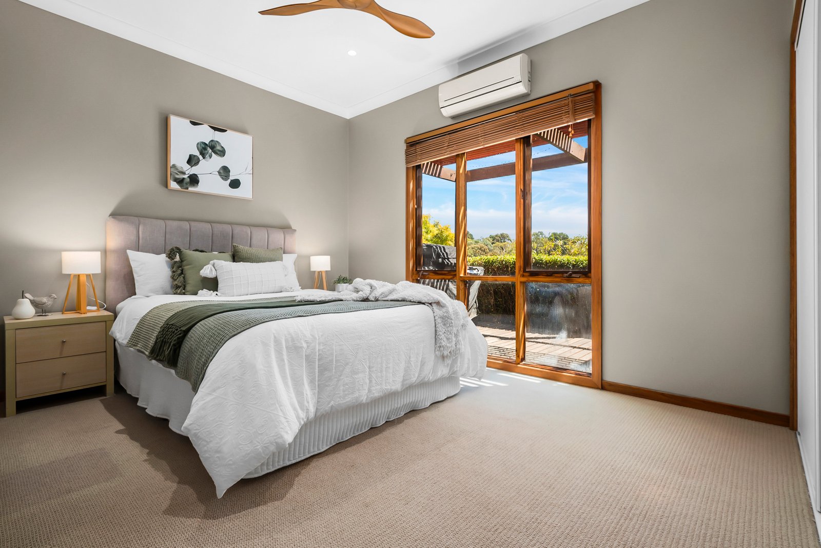 Real Estate and Property in 24 Walkers Road, Woodend, VIC