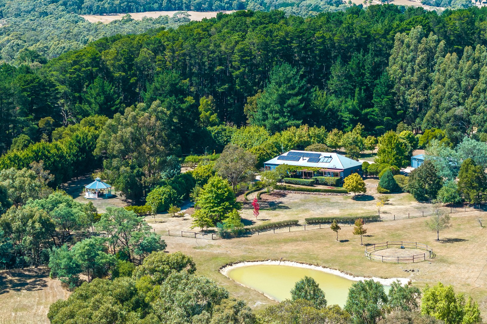 Real Estate and Property in 24 Walkers Road, Woodend, VIC