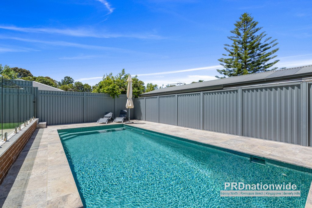 24 Warraba Street HURSTVILLE 8