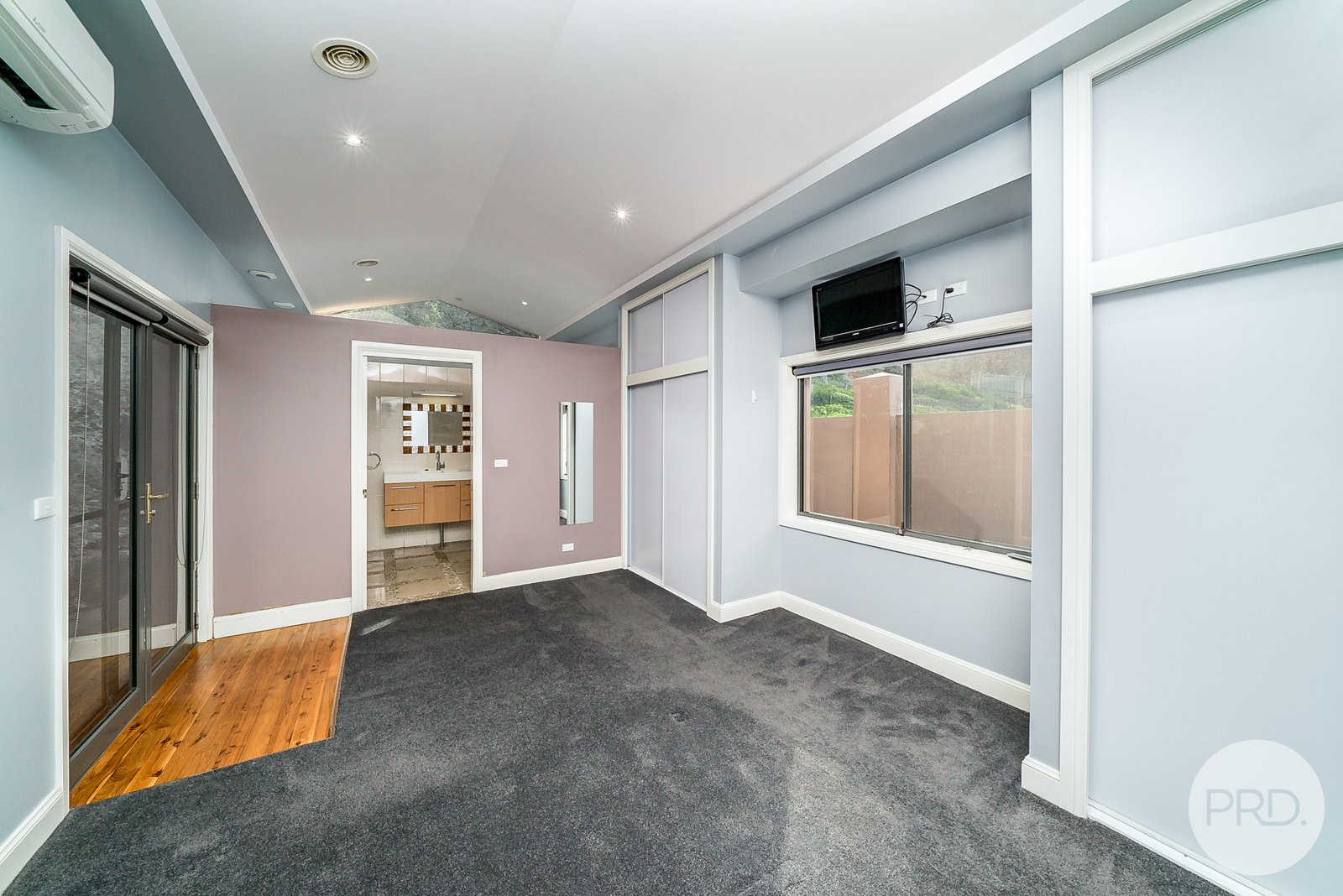 24 Warrawong Street KOORINGAL 5