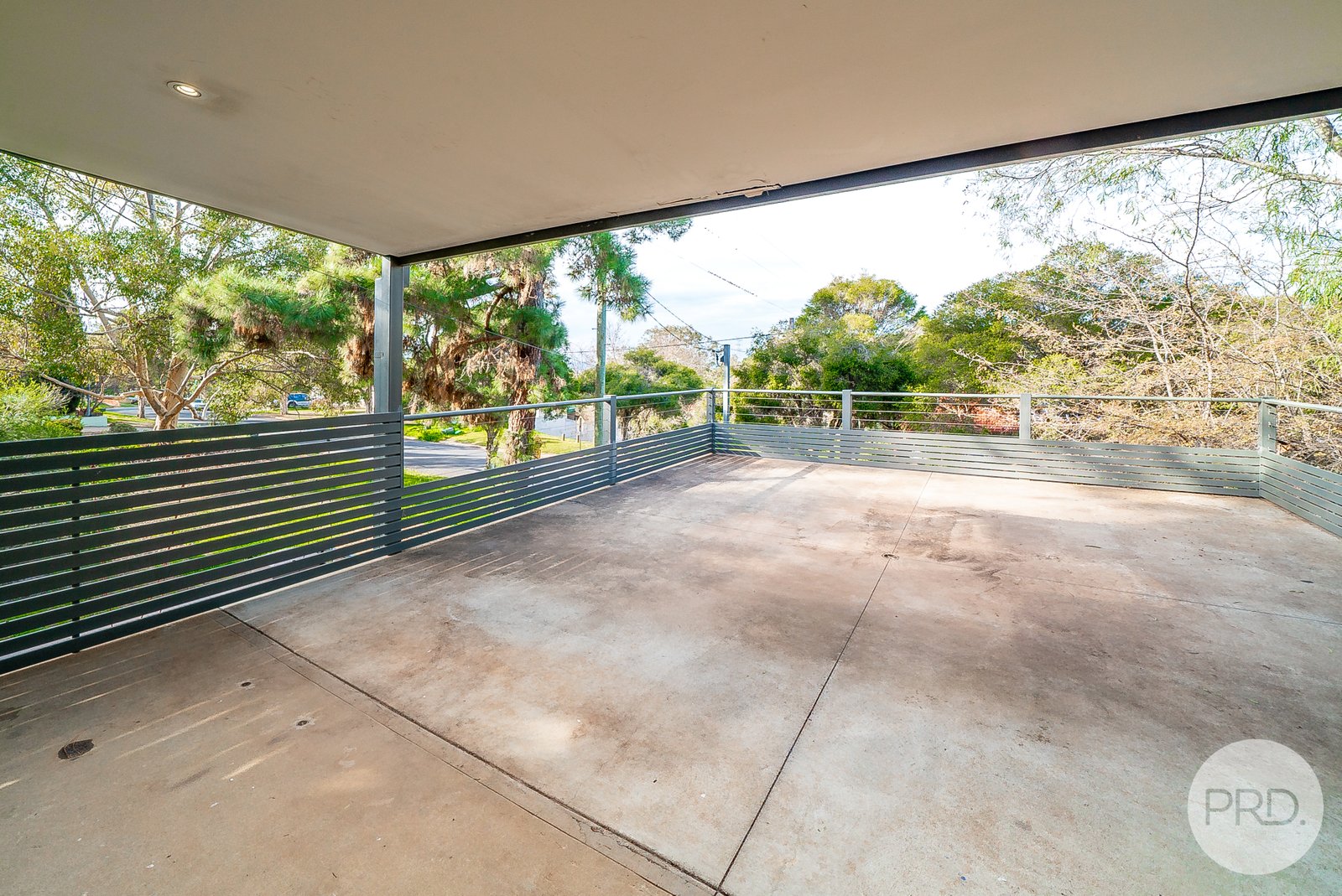24 Warrawong Street KOORINGAL 11