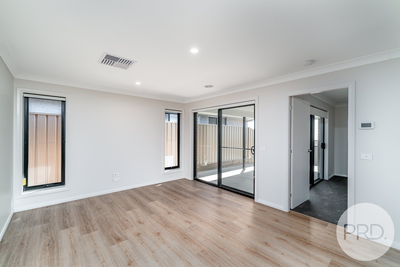 24 Watson Boulevard LLOYD 5