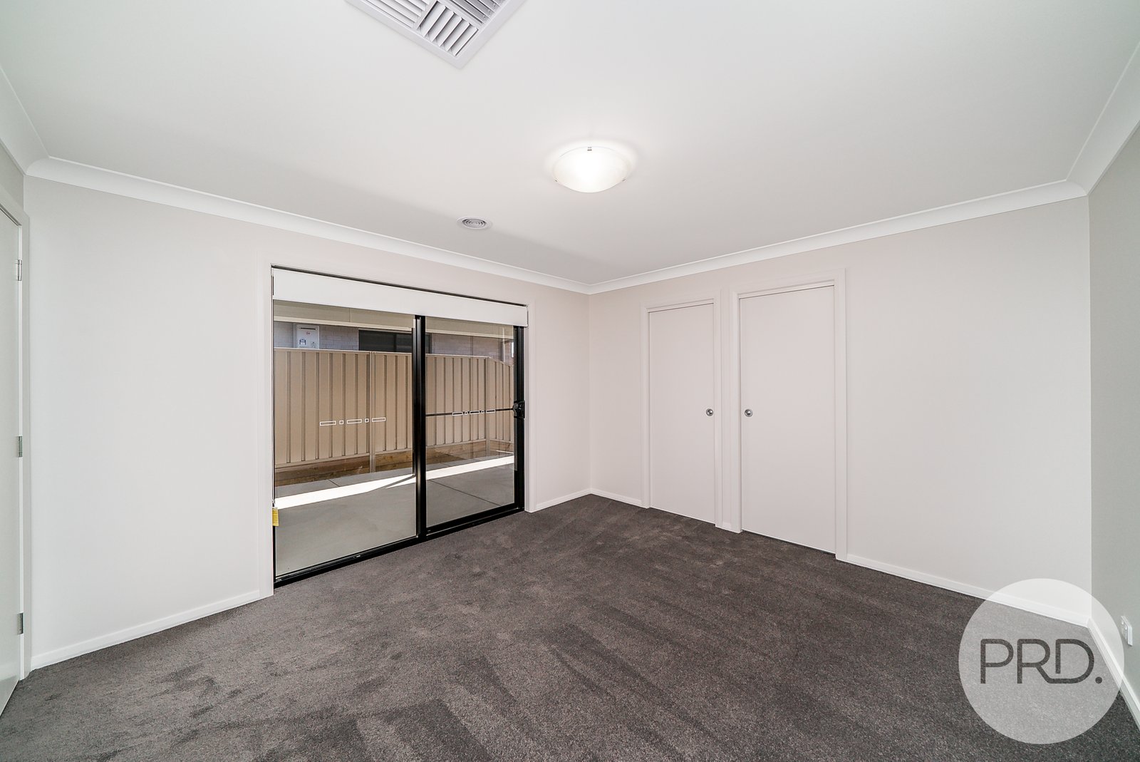 24 Watson Boulevard LLOYD 6