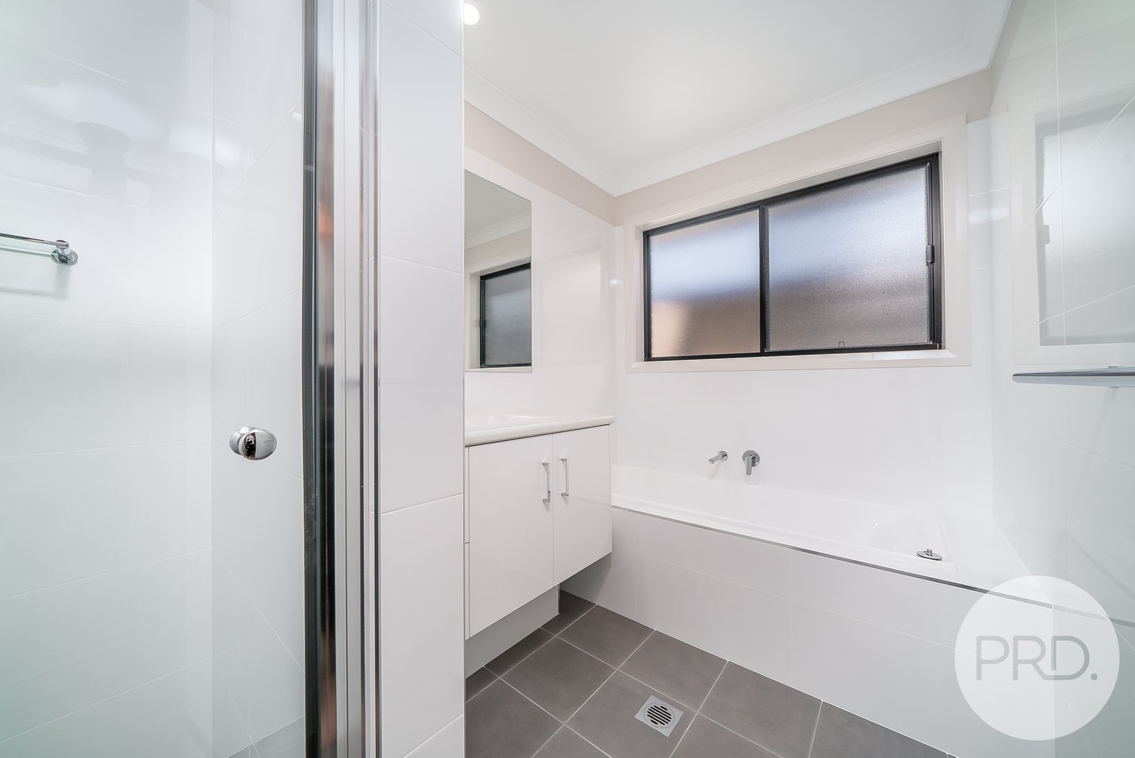 24 Watson Boulevard LLOYD 10